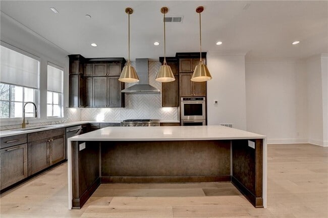 Building Photo - 435 Mayfair Ct