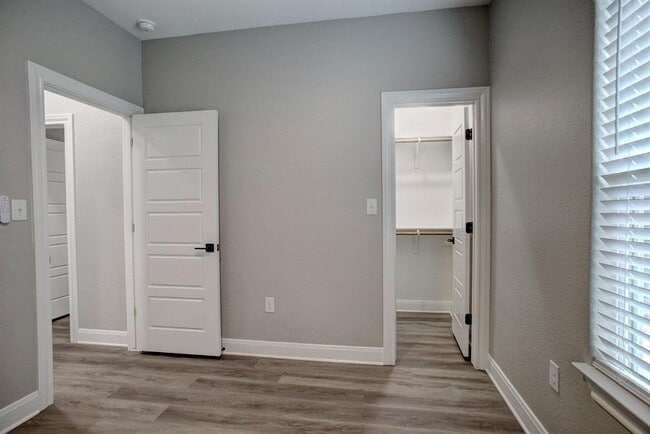 Building Photo - 121 S Kanaio Dr