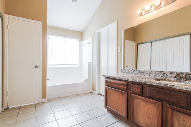 Building Photo - 16146 Coyridge Ln