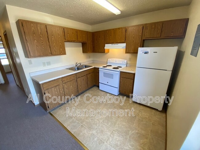 Building Photo - 3322 Joanna Brunner St