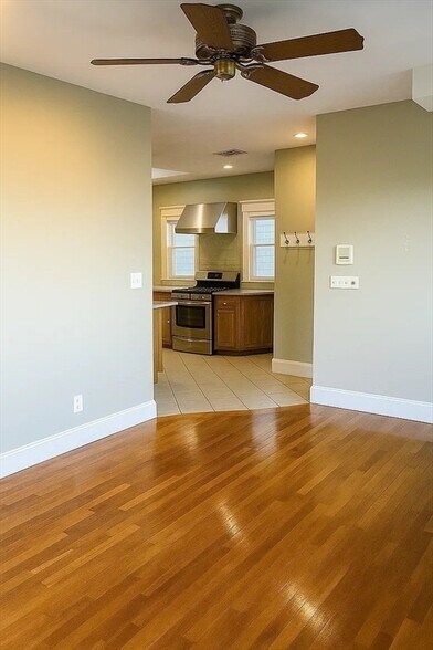 Building Photo - 84 G St