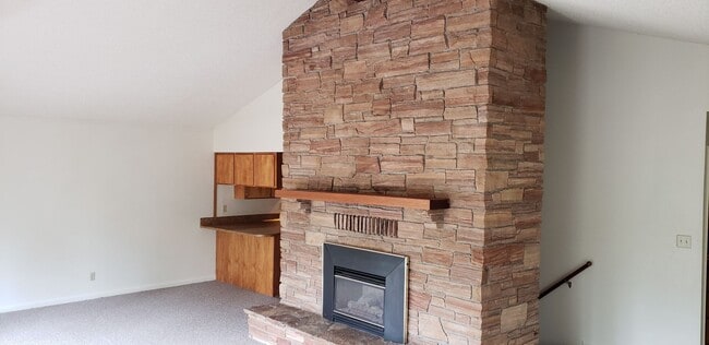 Building Photo - 515 Parkway Dr