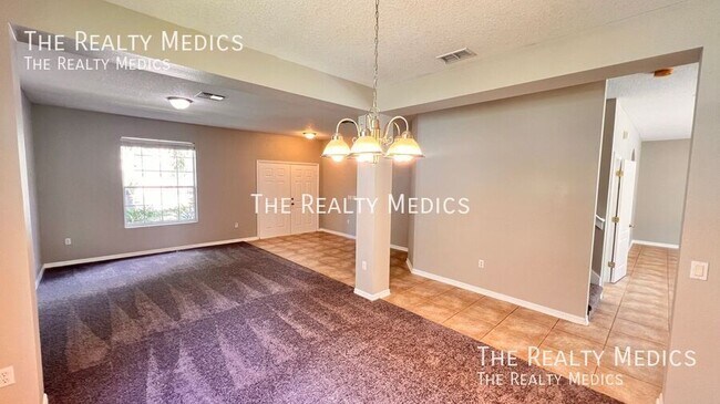 Building Photo - 12811 Moss Park Ridge Dr