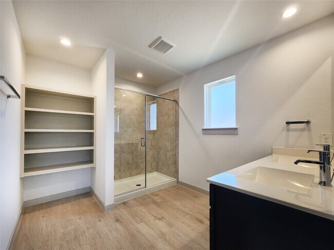 Building Photo - 30010 Ousel Falls Ln
