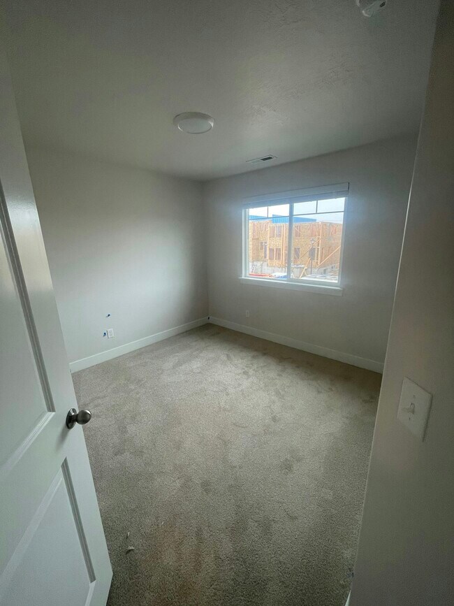 Building Photo - 4163 W 2060 N