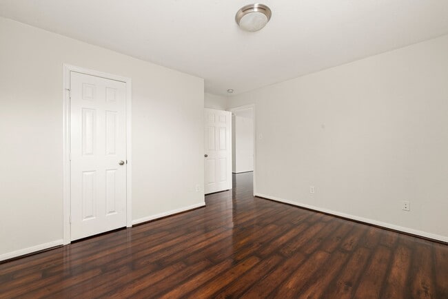 Building Photo - 21426 Venture Park Dr