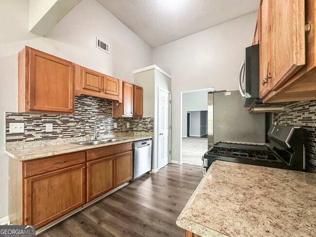 Building Photo - 5021 Serenity Point Ln