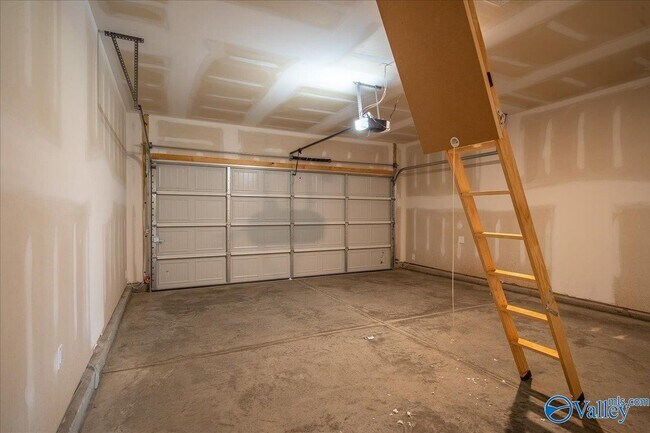 Building Photo - 22821 Dashwood Ln