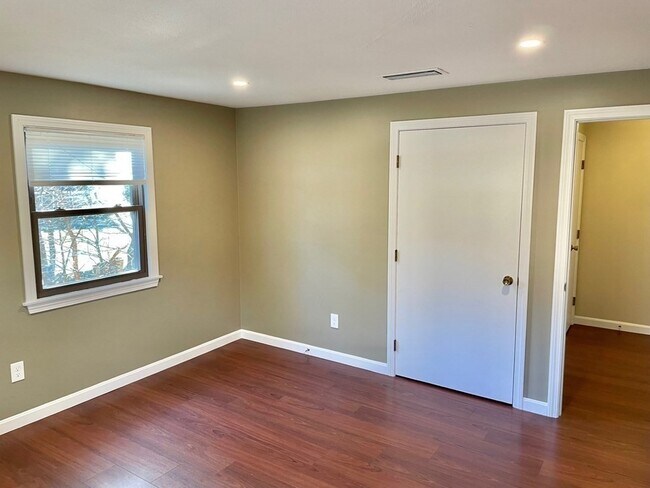 Building Photo - 169 Norton Ave