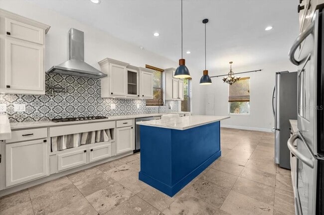 Building Photo - 2327 4th Ave N