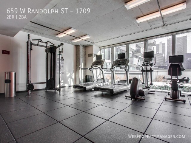 Building Photo - 659 W Randolph St
