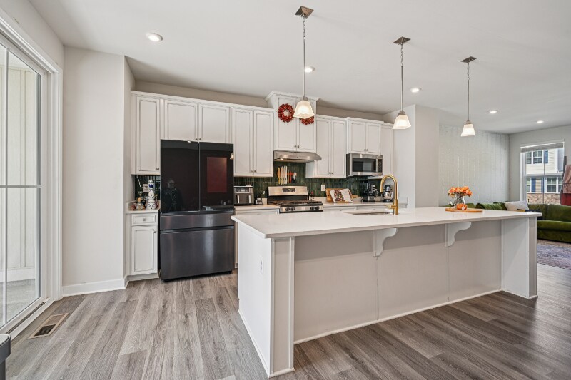 Building Photo - 134 Torrey Dr