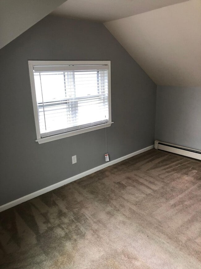 Building Photo - 3 bedroom 2 bath Home in Alburtis