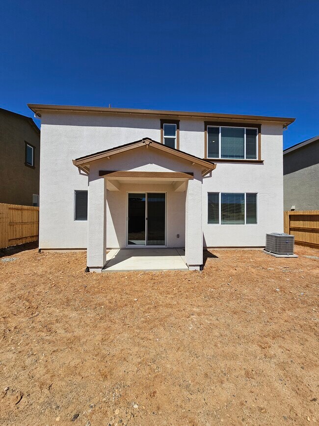 Building Photo - 3569 Vestland Wy