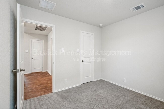 Building Photo - 15419 Puffins