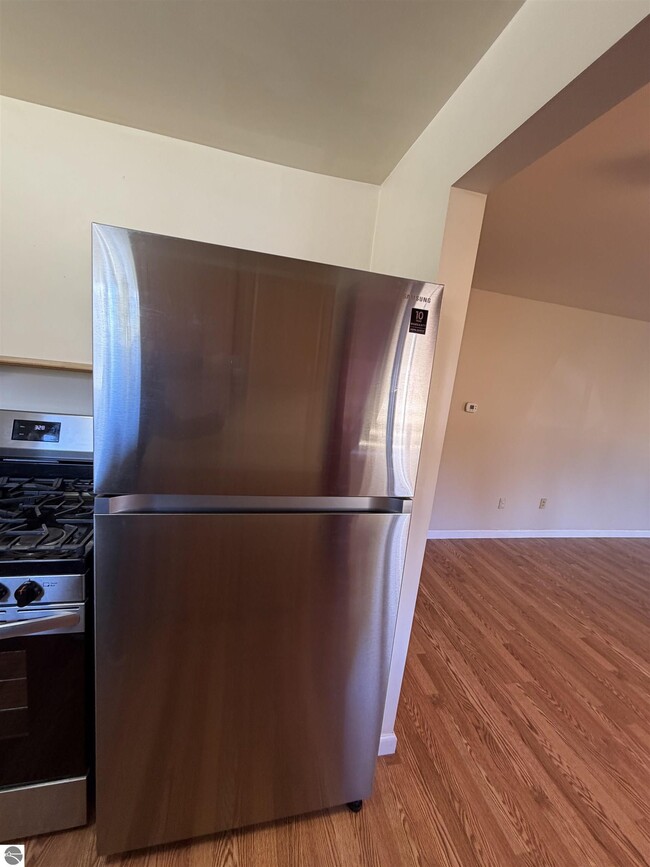 Building Photo - 8334 M-113