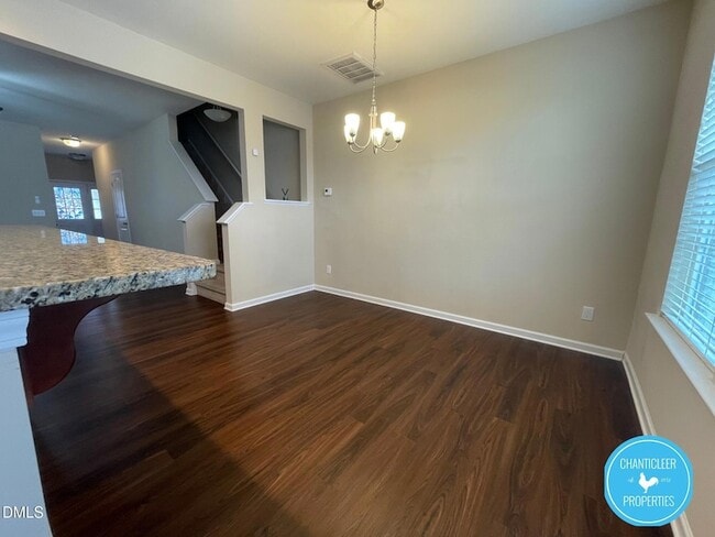 Building Photo - 17 S Grey Abbey Dr