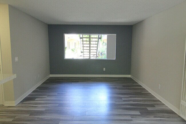Building Photo - 10600 Victory Blvd