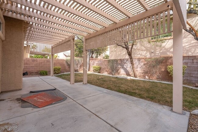 Building Photo - 332 Sonoma Valley St