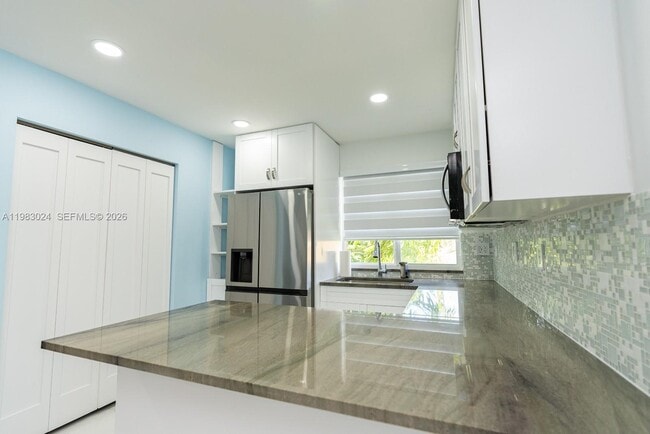 Building Photo - 13270 SW 103rd Terrace