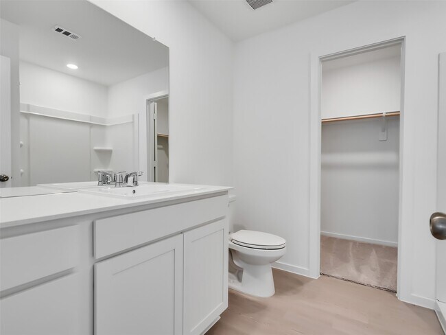 Building Photo - 31404 Pratola Serra Cir