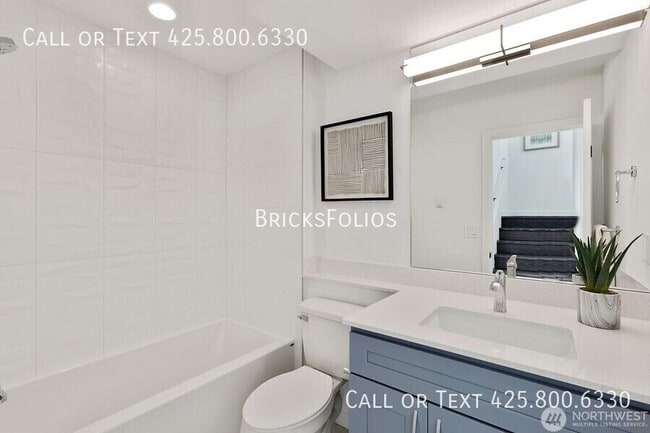 Building Photo - 5518 11th Ave NW