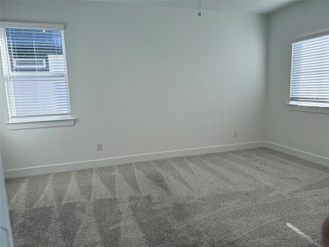 Building Photo - 1442 Shaded Rock Dr