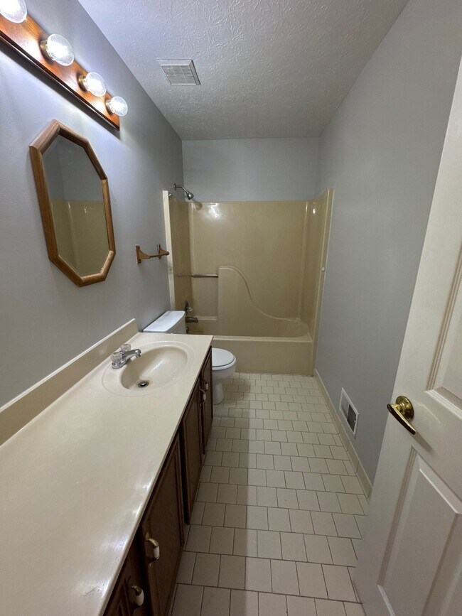 Building Photo - 5507 Branston Dr