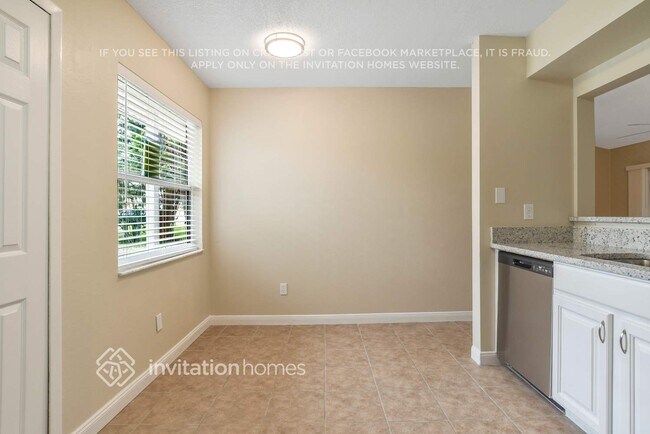 Building Photo - 974 Treadway Dr