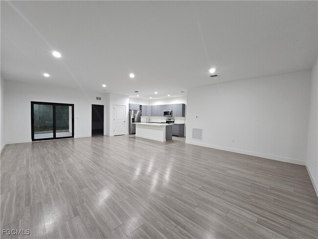 Building Photo - 5002 Gramercy Rd