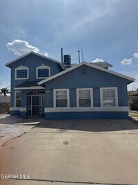 Building Photo - 3033 Tierra Humeda Dr