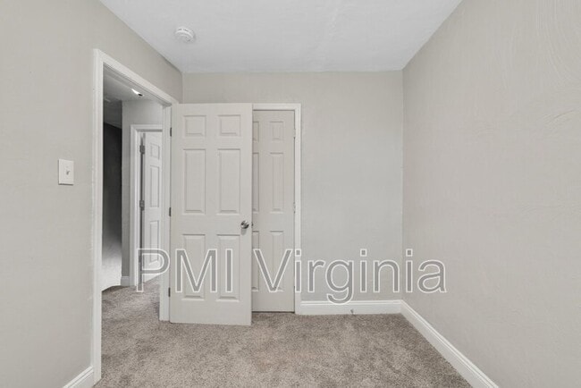 Building Photo - 7 Decatur St