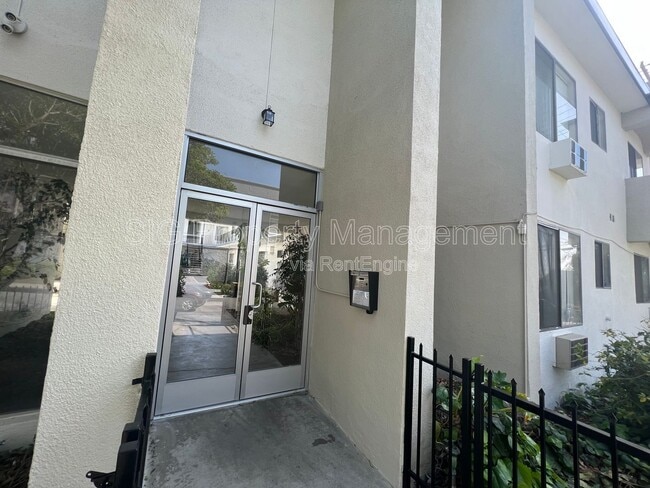 Building Photo - 7766 Wyngate St