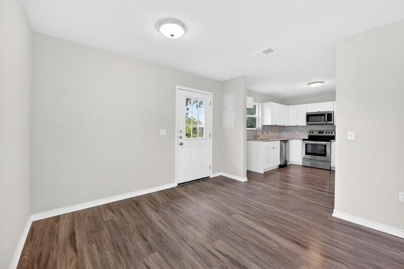 Building Photo - 317 Jones St