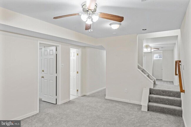 Building Photo - 4502 Henderson Rd