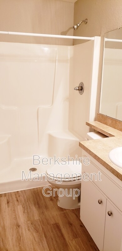 Building Photo - 1122 Pogonia Dr
