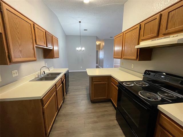 Building Photo - 1722 Carrington Dr