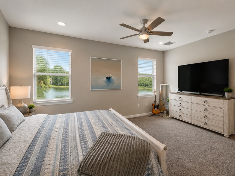 Master Bedroom - 26141 Palace Ln