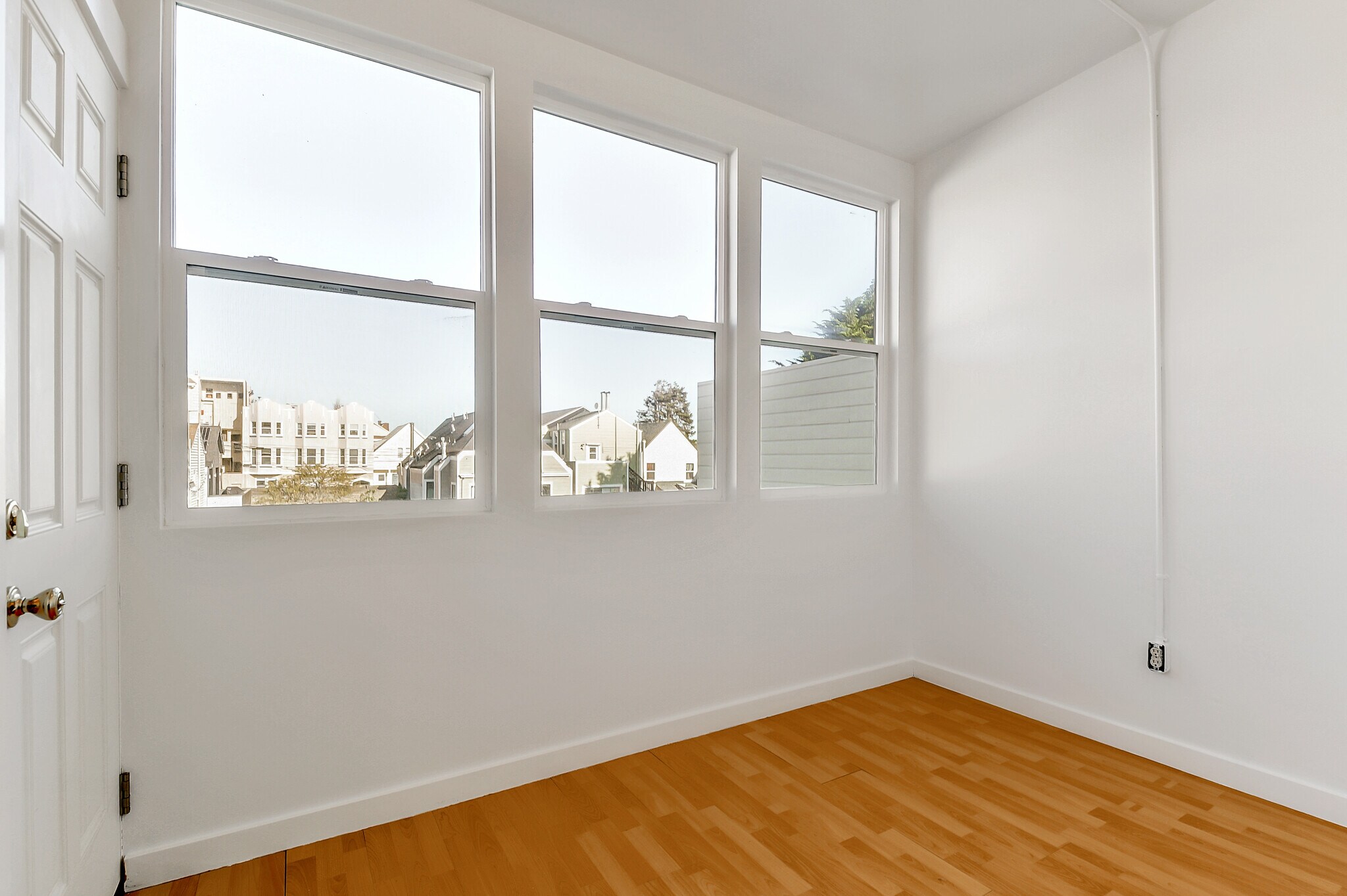 Building Photo - 382 29th St