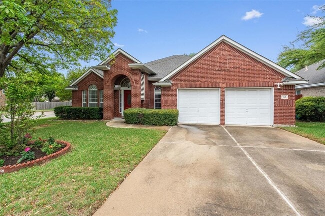 Building Photo - 901 Cashew Ln
