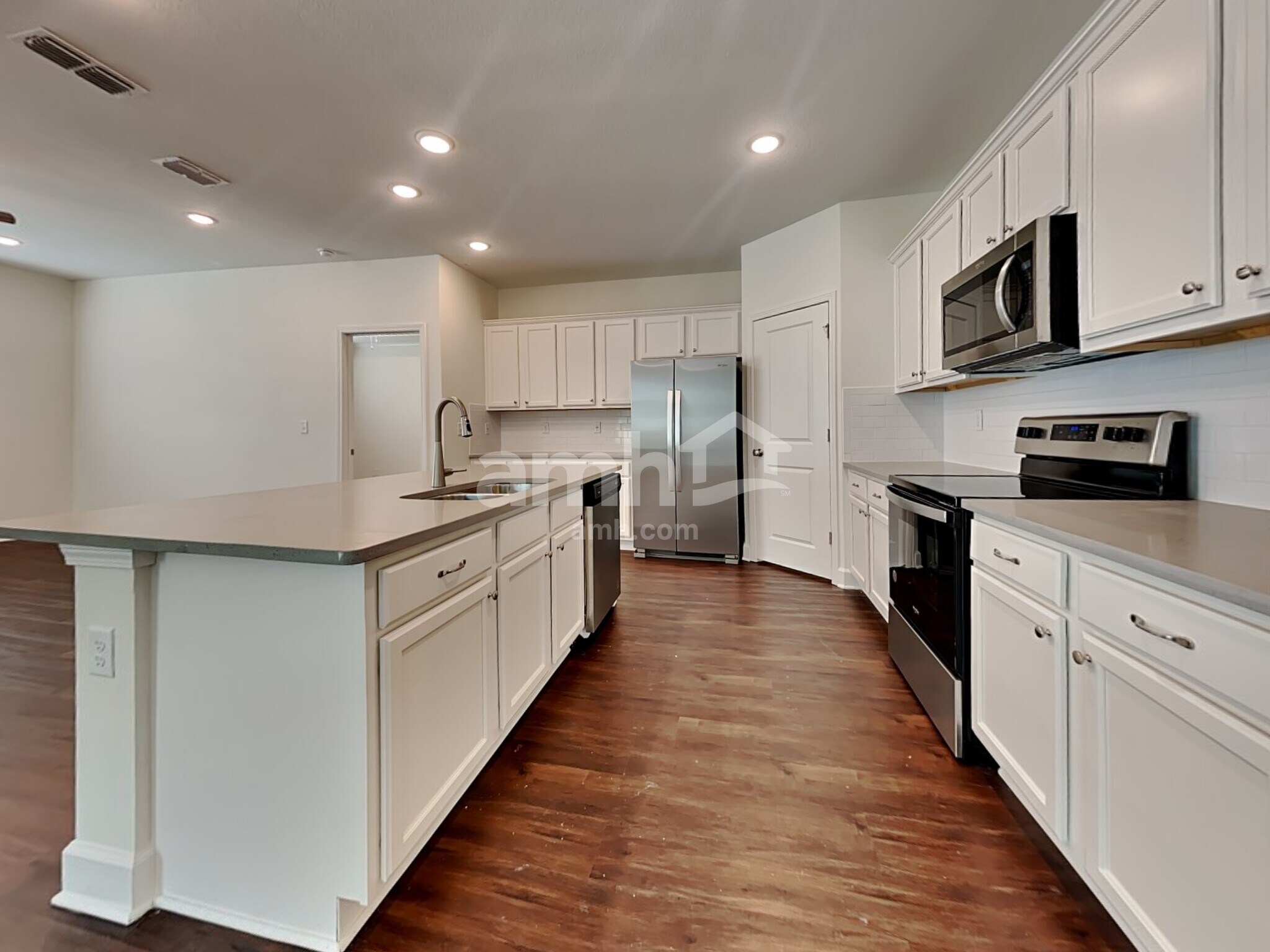 Building Photo - 12331 Paperbark Pl