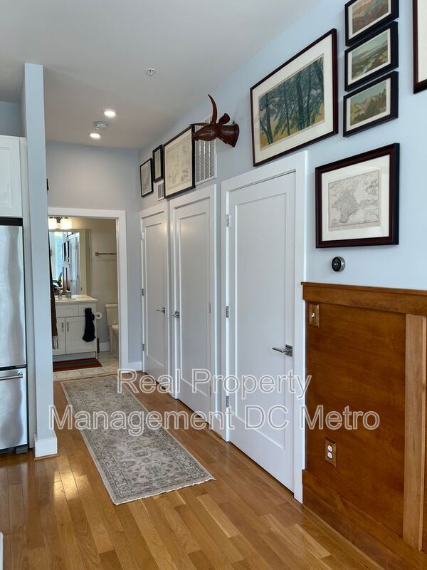 Building Photo - 1512 K St SE