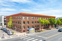 Building Photo - 1325 West 27th