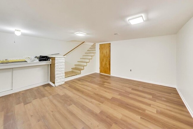 Building Photo - 4908 Carol St