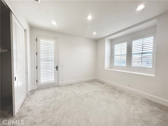 Building Photo - 214 Parkwood