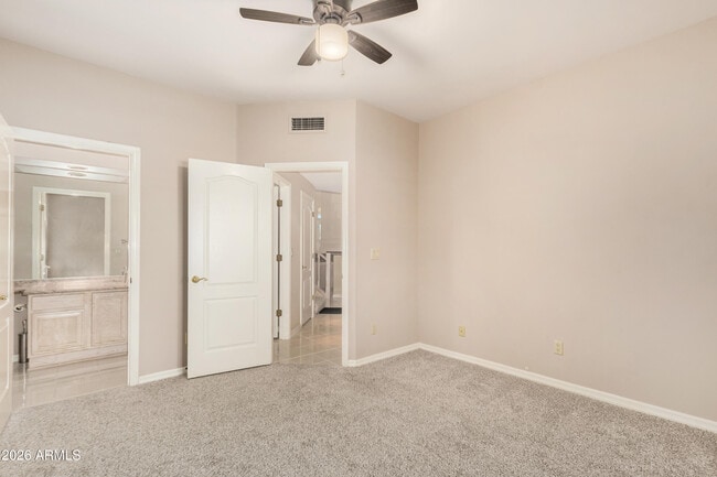 Building Photo - 3013 E Rockledge Rd