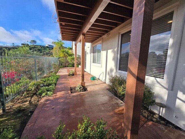 Building Photo - Incredible Home with Spectacular Views in La Jolla