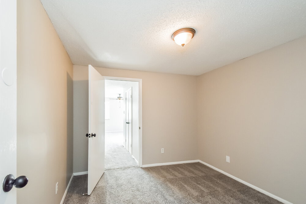 Building Photo - 6815 Azalea Hill Cove