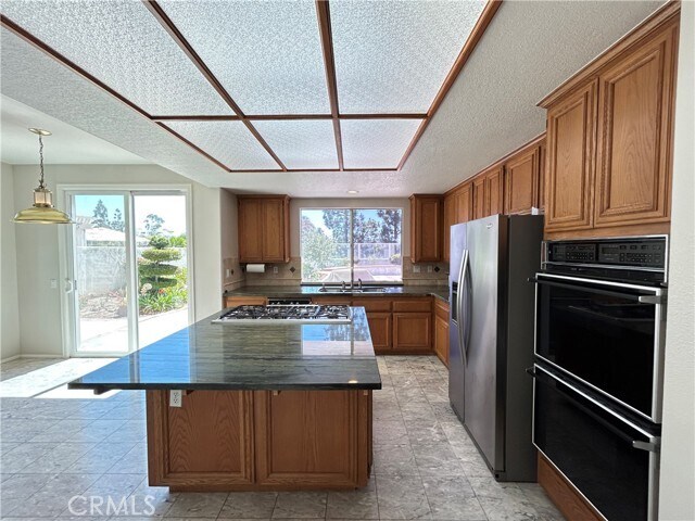 Building Photo - 8132 E Hillsdale Dr