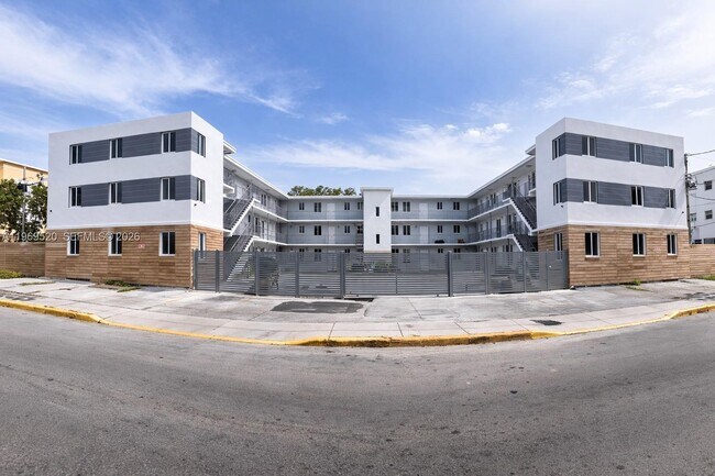 Building Photo - 540 NW 7th St